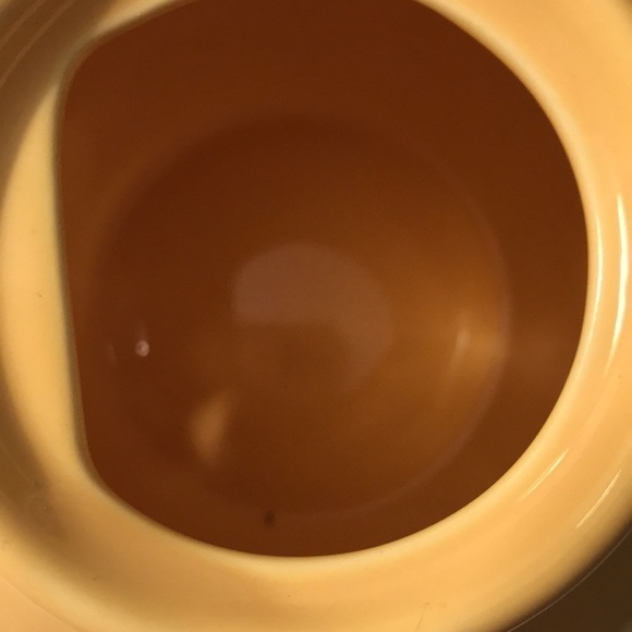 Pristine England yellow teapot no stains small chip underside lid 12oz EUC - Picture 9 of 9